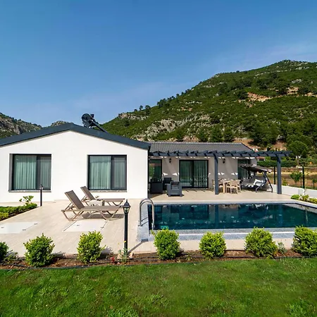 Voen Cadianda Villa *